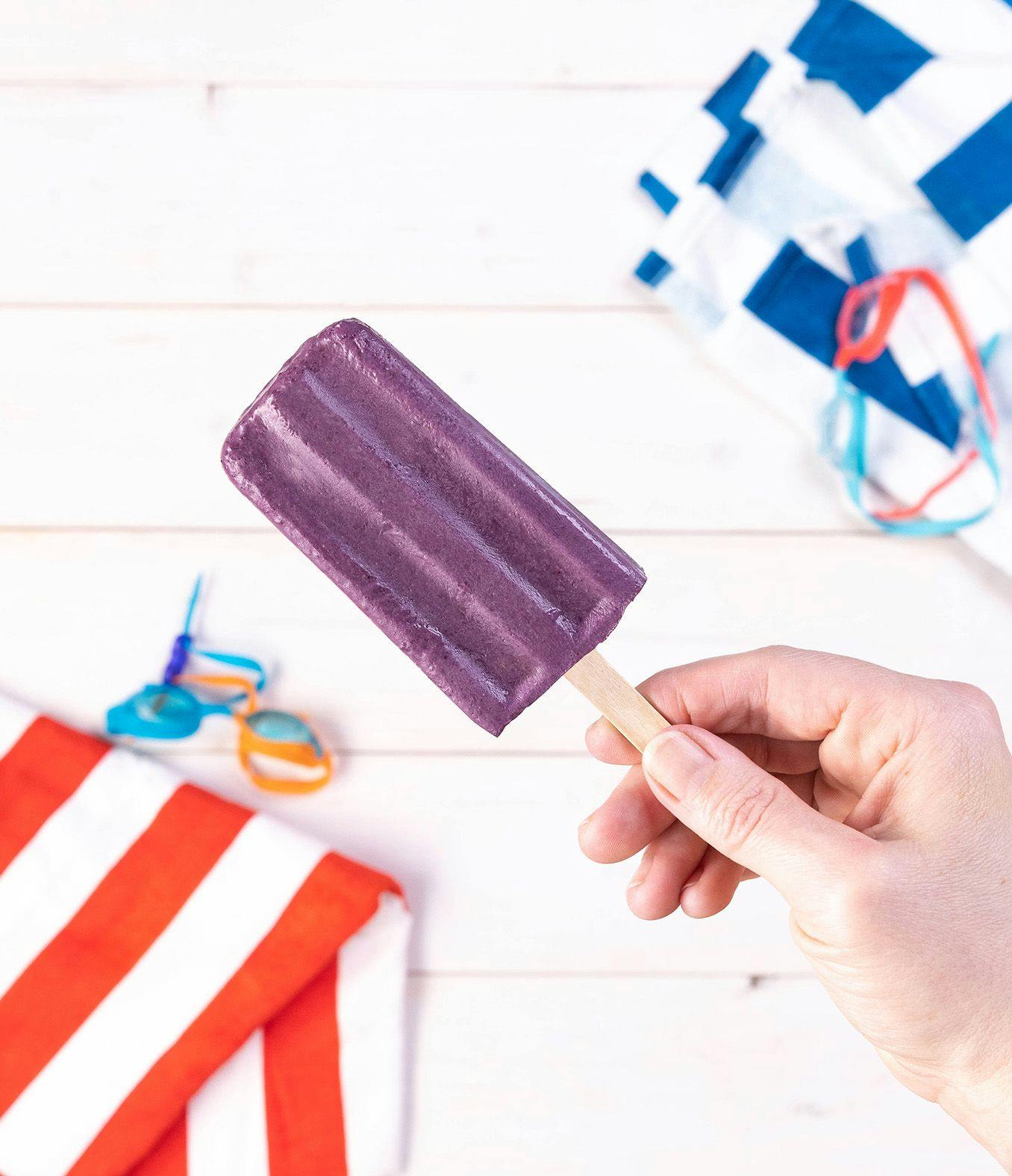 Creamy Blackberry Popsicle